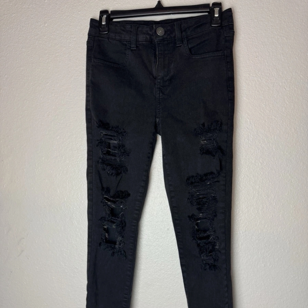 Stylish Black Distressed Women Jeans